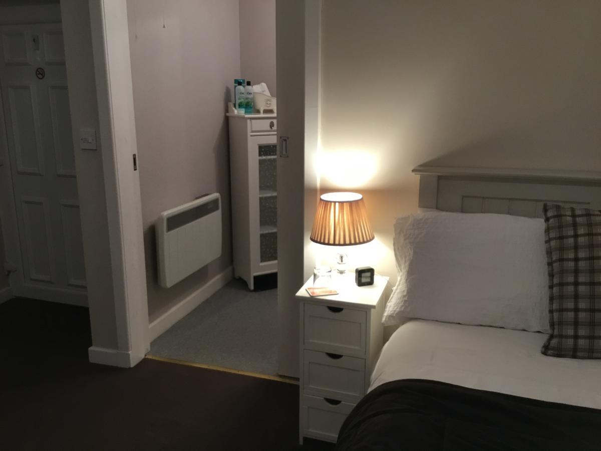Ingleneuk Bed And Breakfast Единбург Екстериор снимка